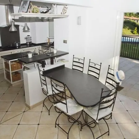 House D'architecte Castelnavet